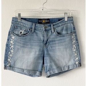Lucky Brand Floral Embroidered Distressed The Roll Up Blue Jean Shorts Size 4/27